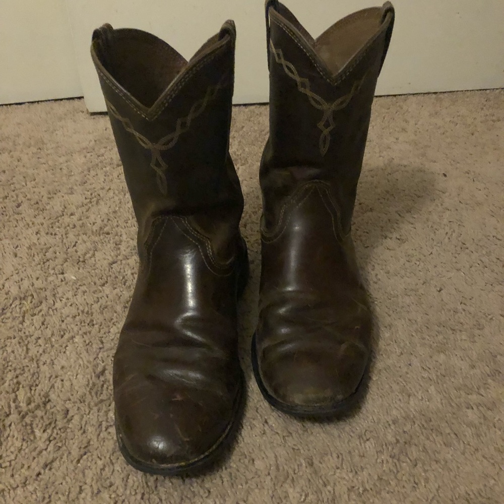Ariat Ropers